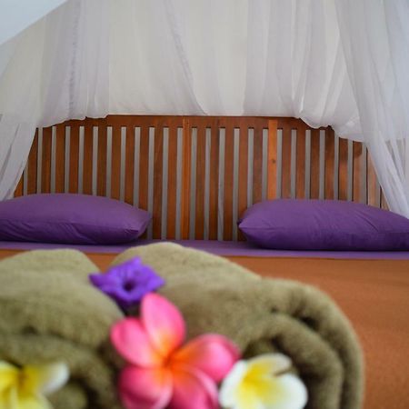 Safsia Homestay Toyapakeh Exterior foto