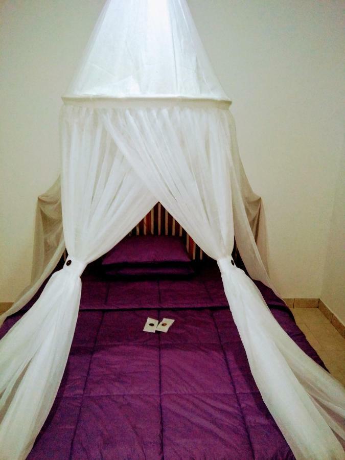 Safsia Homestay Toyapakeh Exterior foto
