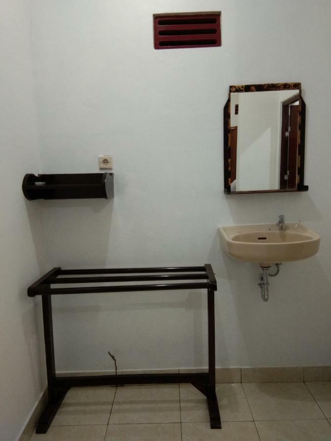 Safsia Homestay Toyapakeh Exterior foto